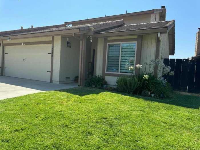 photo 1: 314 Rio Vista CT, KING CITY CA 93930