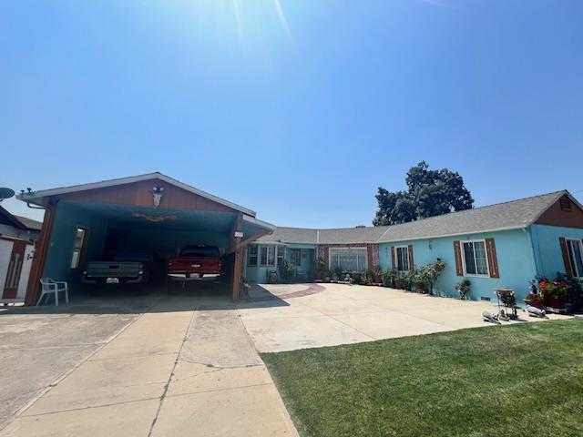 photo 1: 337 N 2nd ST, KING CITY CA 93930