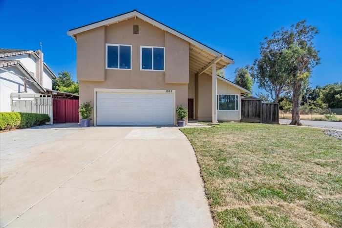 photo 1: 1052 Thorndale CT, SAN JOSE CA 95121