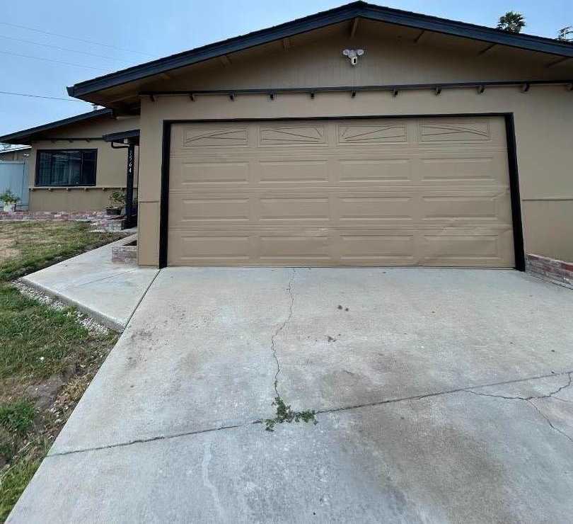 photo 2: 1564 Trinity WAY, Salinas CA 93906