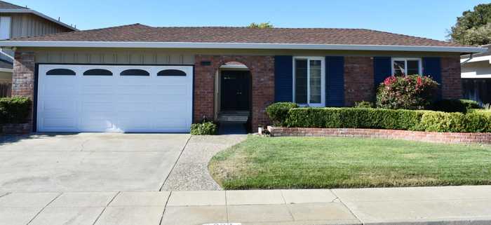 photo 1: 323 Pompano CIR, FOSTER CITY CA 94404