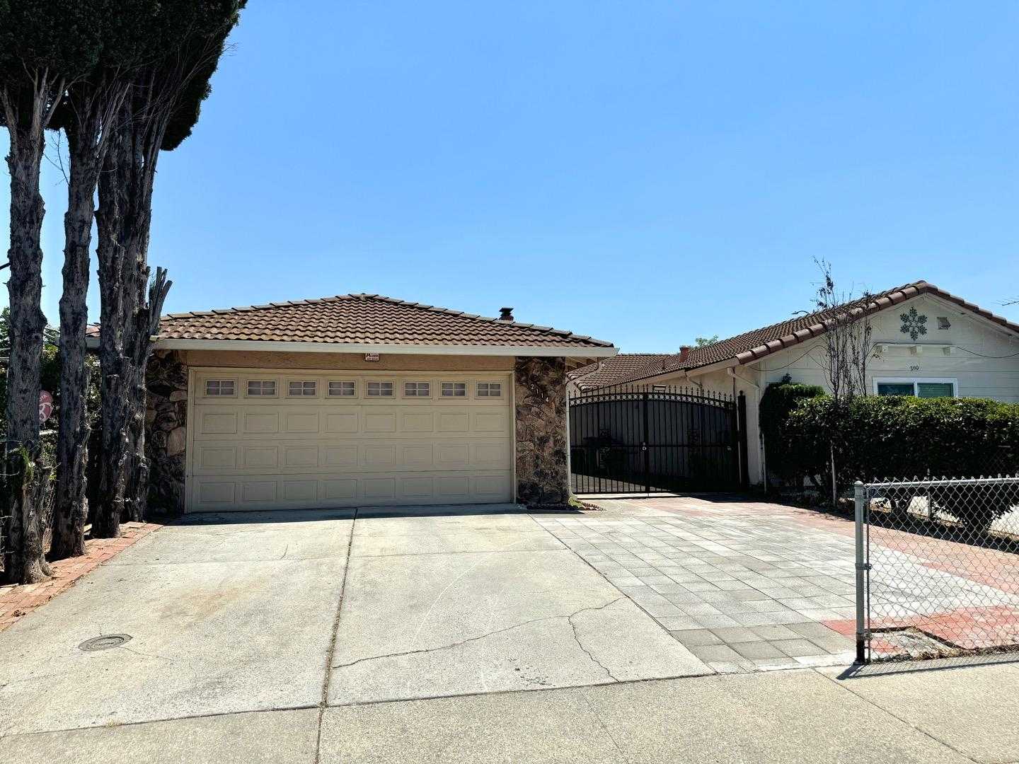 photo 1: 2114 Nottoway AVE, SAN JOSE CA 95116