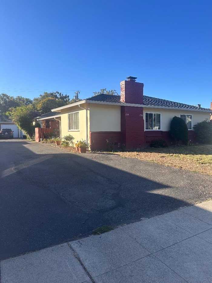 photo 1: 1718 Hester AVE, SAN JOSE CA 95128