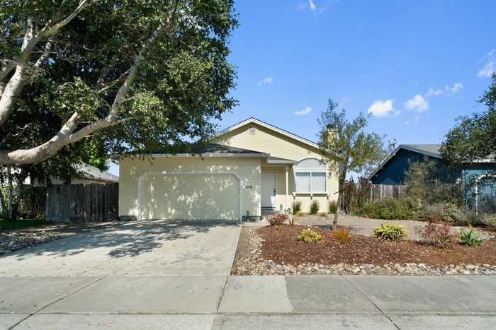 photo 2: 124 Onyx DR, WATSONVILLE CA 95076