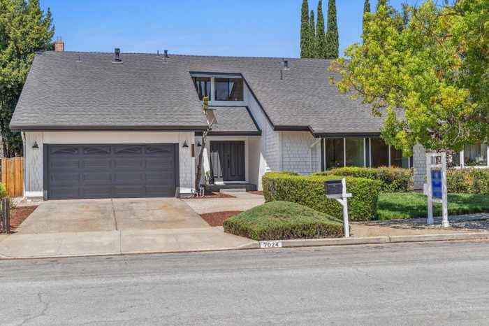 photo 1: 7024 Anjou Creek CIR, SAN JOSE CA 95120