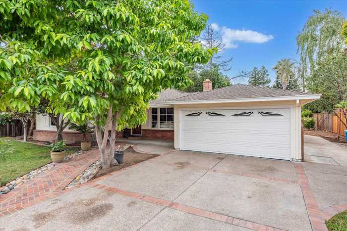 photo 1: 625 Empey WAY, San Jose CA 95128