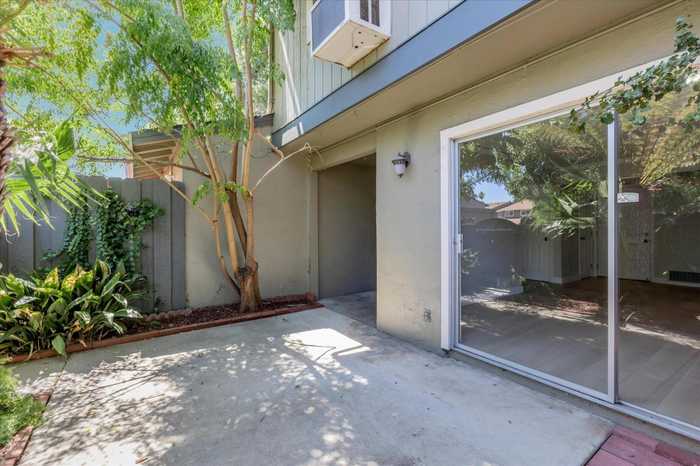 photo 2: 518 Blueberry TER, SAN JOSE CA 95129