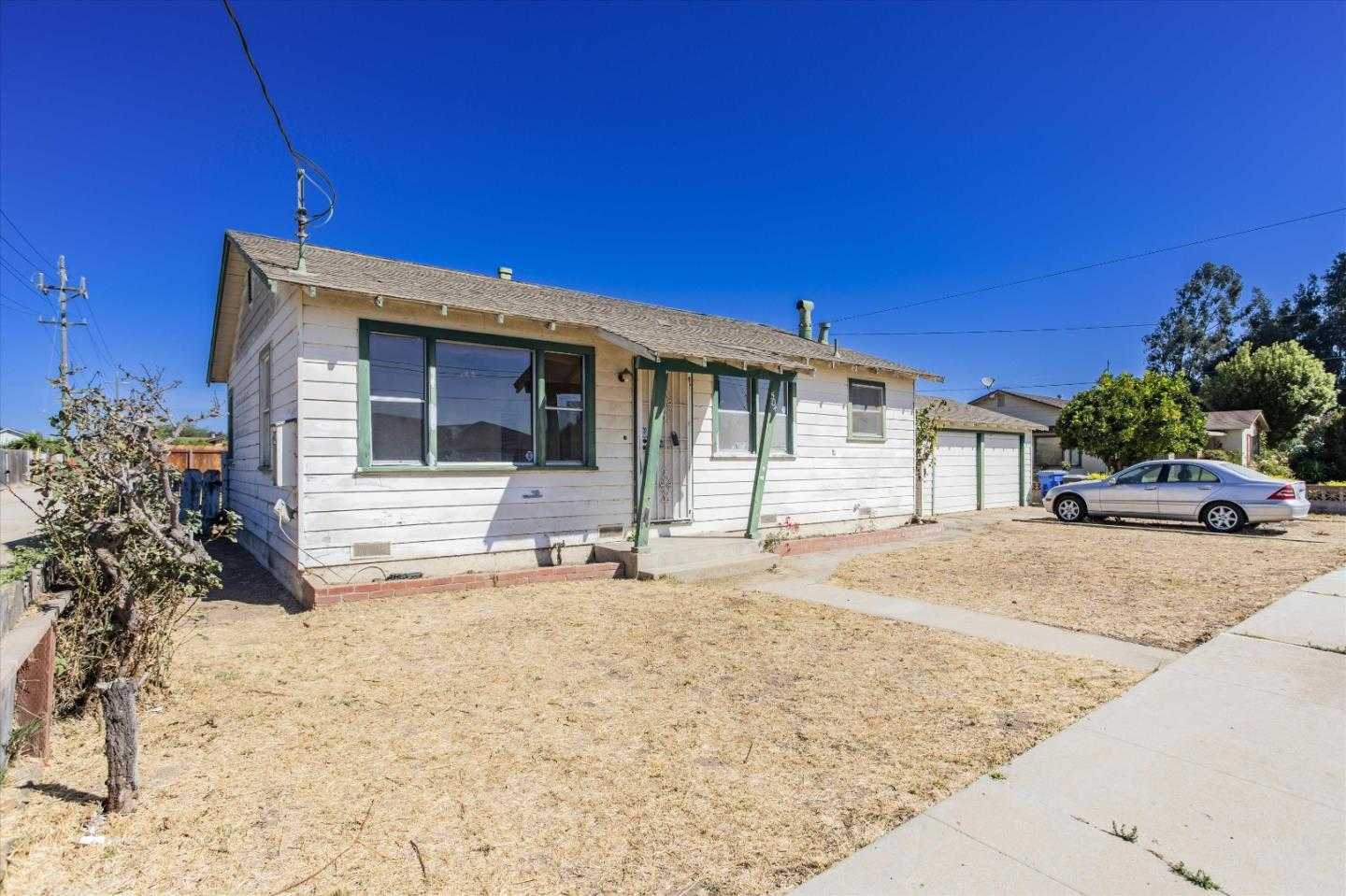 photo 1: 504 Palm AVE, GREENFIELD CA 93927