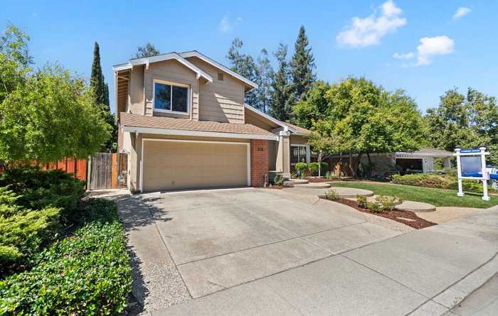 photo 2: 6861 Queenswood WAY, SAN JOSE CA 95120