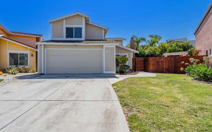 photo 1: 1174 Royal Crest DR, SAN JOSE CA 95131