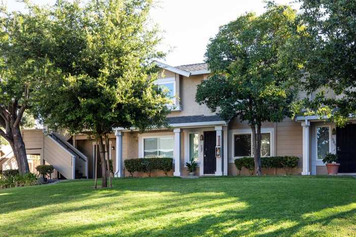 photo 1: 3587 Ivalynn CIR, SAN JOSE CA 95132