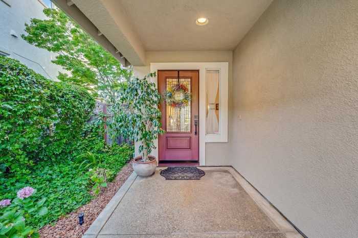 photo 2: 5707 Capilano DR, SAN JOSE CA 95138