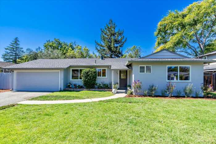 photo 1: 940 Golden WAY, LOS ALTOS CA 94024