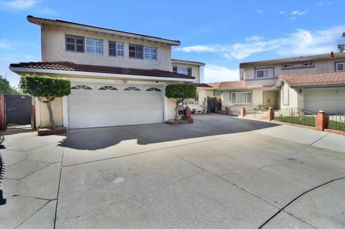 photo 2: 951 Cape George PL, SAN JOSE CA 95133