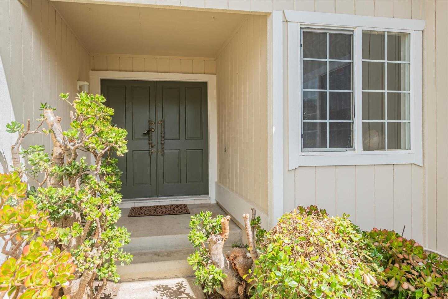 photo 3: 2009 Touraine LN, HALF MOON BAY CA 94019