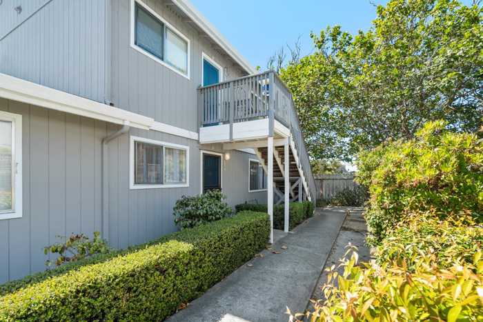 photo 1: 3870 Bramble LN D, SANTA CRUZ CA 95062