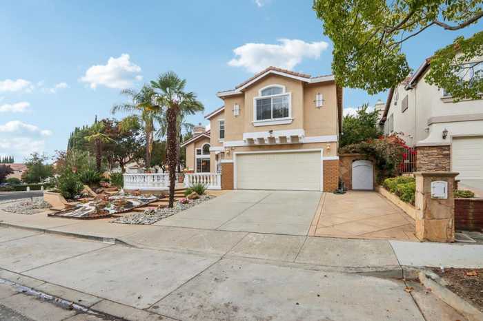 photo 1: 4911 Tuscany CIR, San Jose CA 95135