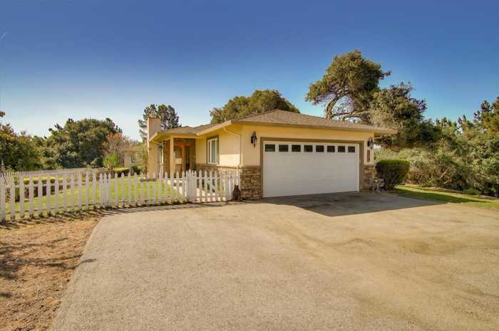 photo 1: 1532 Kari LN, ROYAL OAKS CA 95076