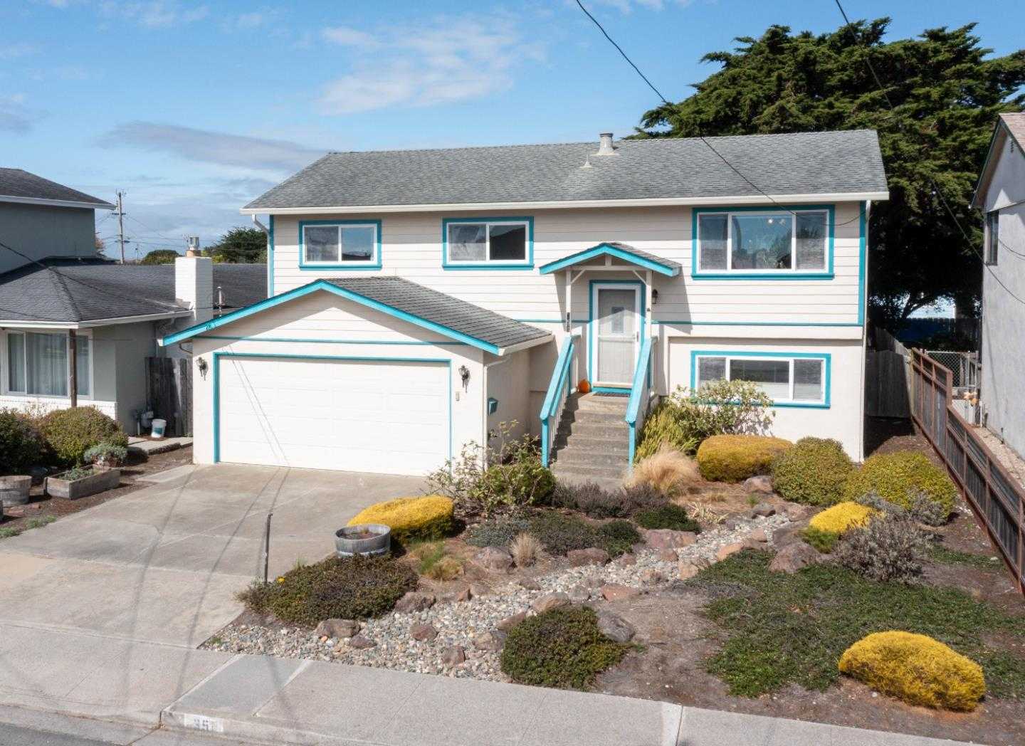 photo 1: 351 Grove ST, HALF MOON BAY CA 94019