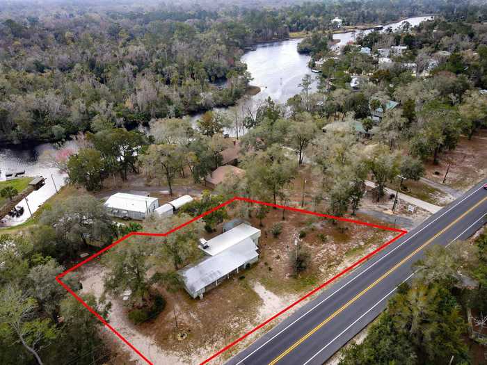 photo 2: 1016 HWY 51 NE Highway, STEINHATCHEE FL 32359