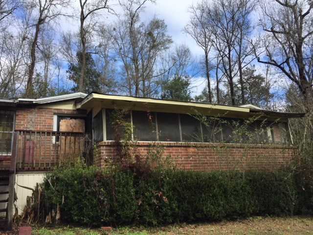 photo 2: 210 BRENT ST, CHATTAHOOCHEE FL 32324