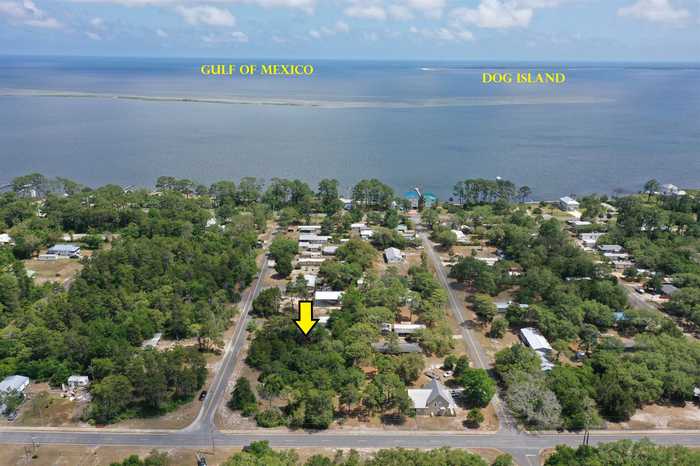 photo 1: 150 Florida Street, CARRABELLE FL 32322