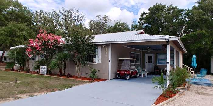 photo 2: 301 SE First Avenue, STEINHATCHEE FL 32359