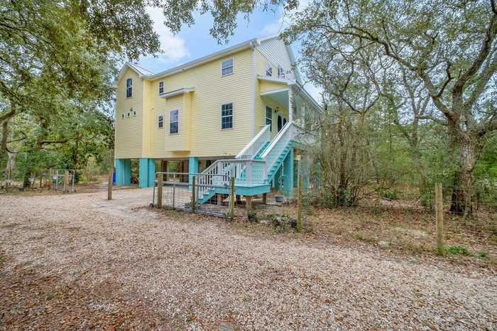 photo 1: 13 Aucilla Street, PANACEA FL 32346