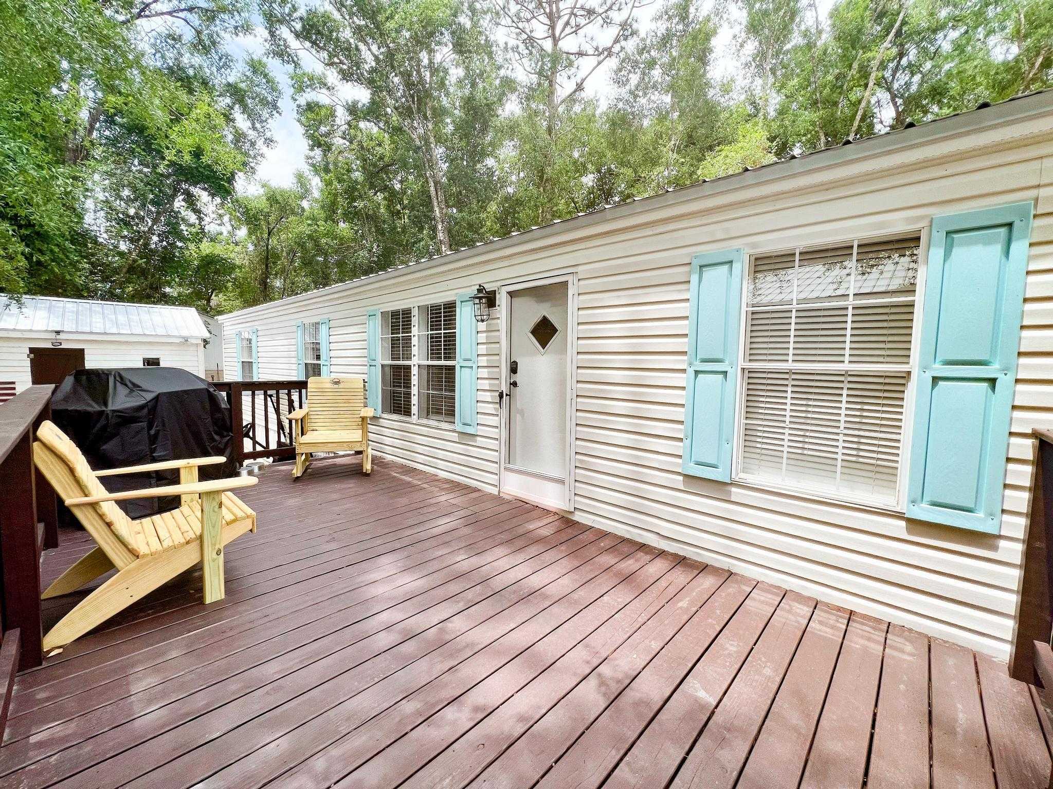 photo 2: 1512 SE Second Avenue, STEINHATCHEE FL 32359