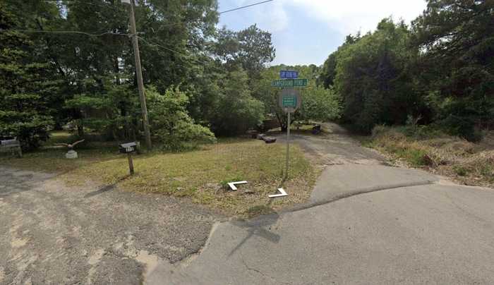 photo 1: Camp Ground Pond Lane, TALLAHASSEE FL 32310