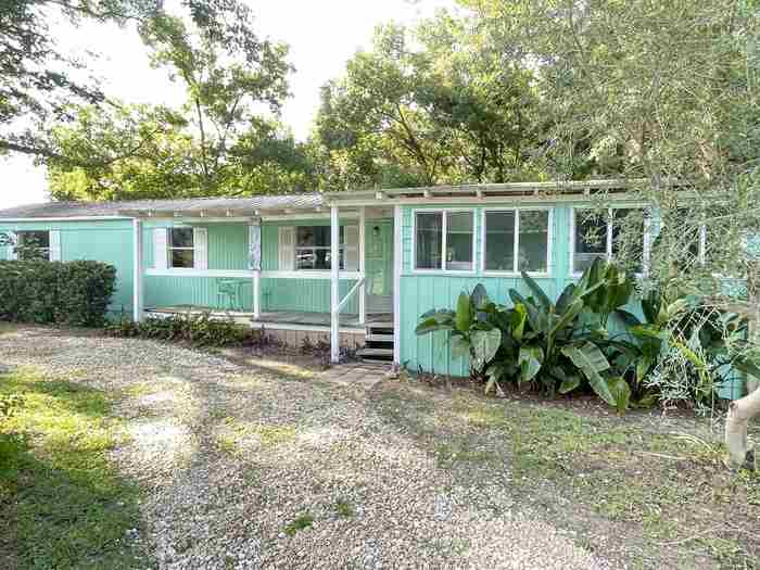 photo 1: 601 Tallahassee Street, CARRABELLE FL 32322