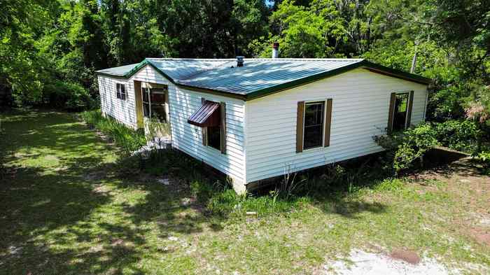 photo 1: 1299 NE Persimmon Drive, Pinetta (Madison County) FL 32350