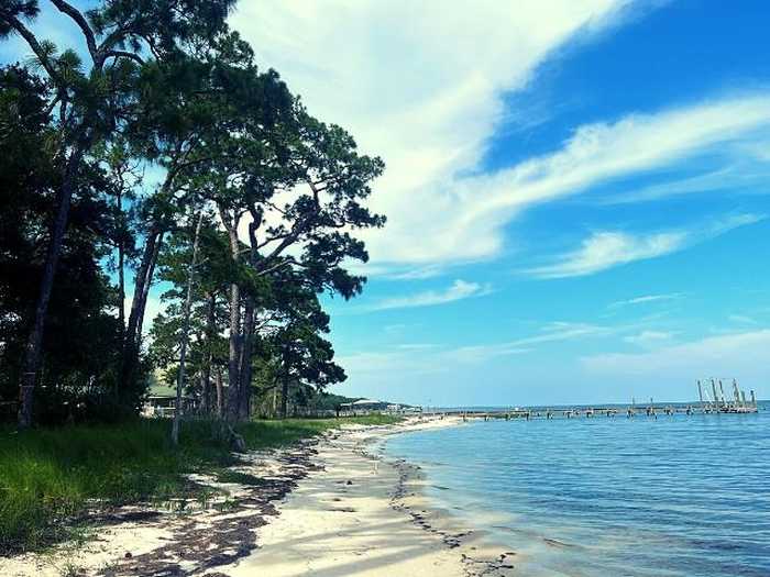 photo 1: 2252 Highway 98, CARRABELLE FL 32322