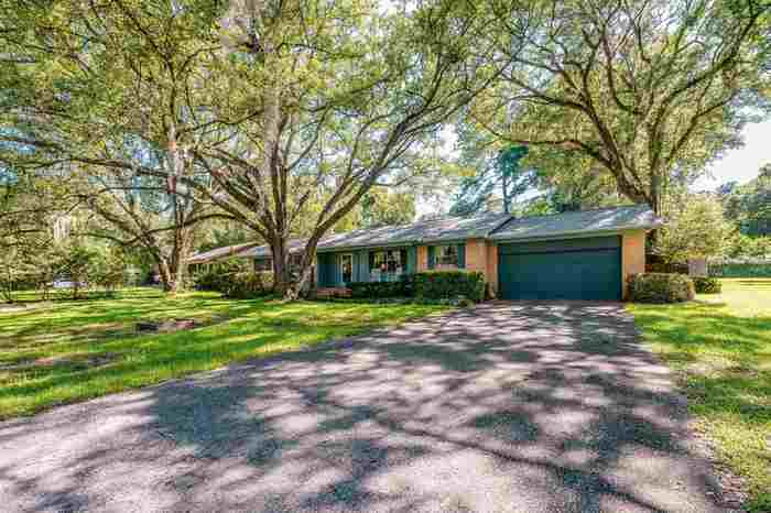 photo 2: 2921 Foxcroft Drive, TALLAHASSEE FL 32309