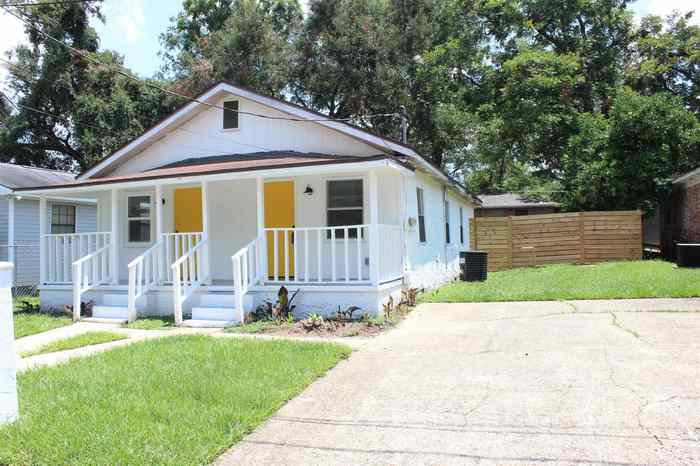 photo 2: 2141 Poppy Street, TALLAHASSEE FL 32310