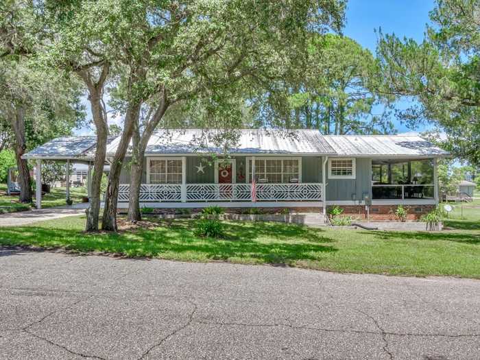 photo 1: 111 California Street, CARRABELLE FL 32322