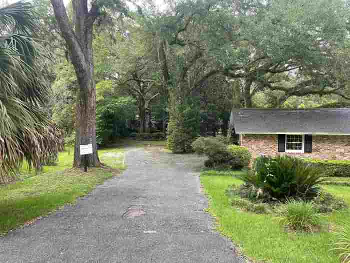 photo 2: 1102 Lasswade Drive, TALLAHASSEE FL 32312