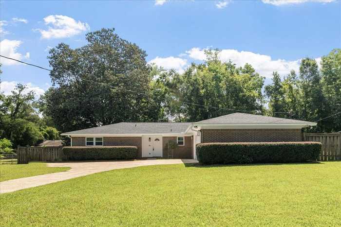 photo 1: 1509 Quail Road, TALLAHASSEE FL 32317