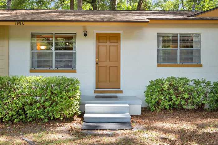 photo 1: 1996 Hickory Lane, TALLAHASSEE FL 32305