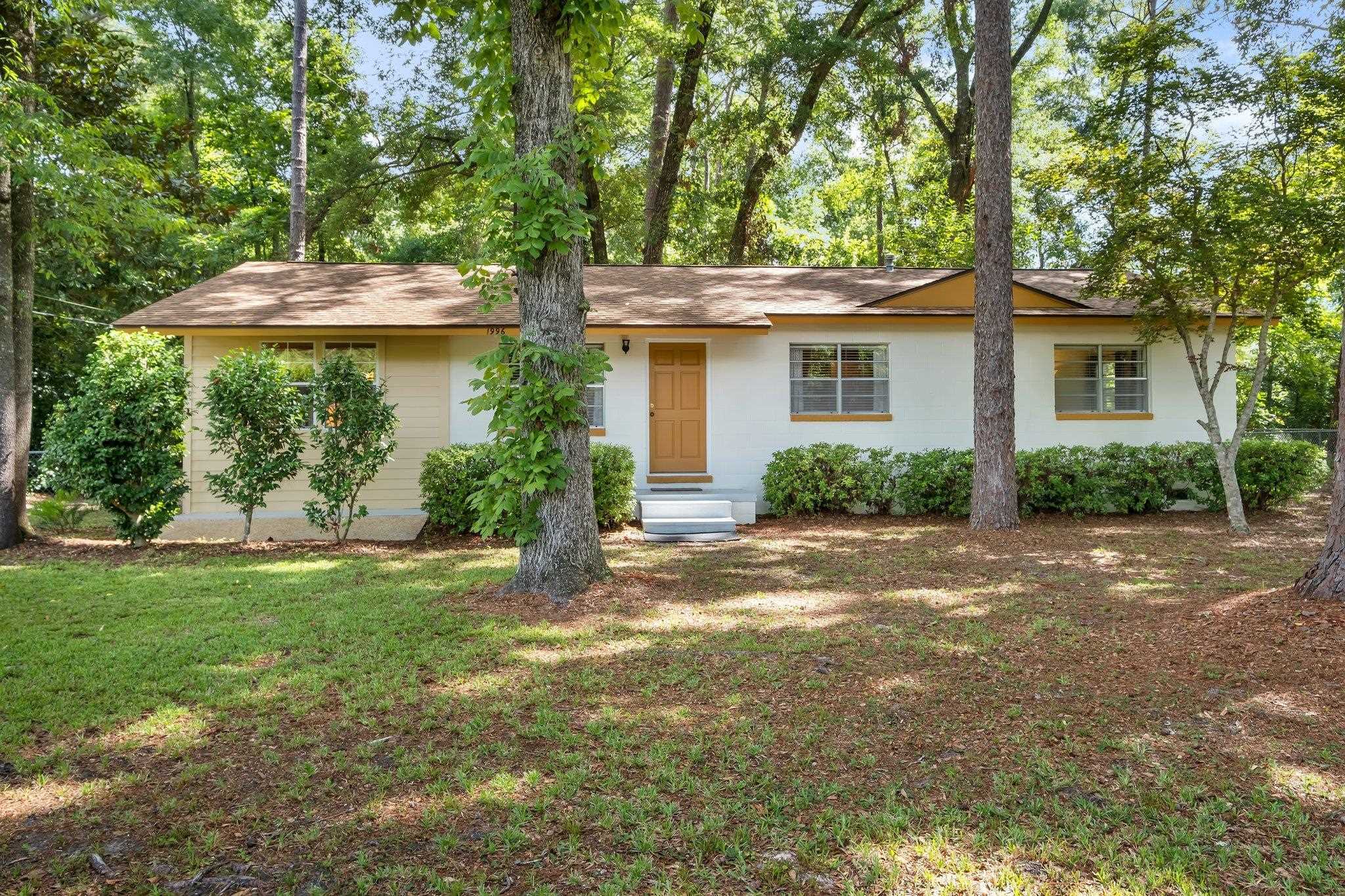 photo 2: 1996 Hickory Lane, TALLAHASSEE FL 32305