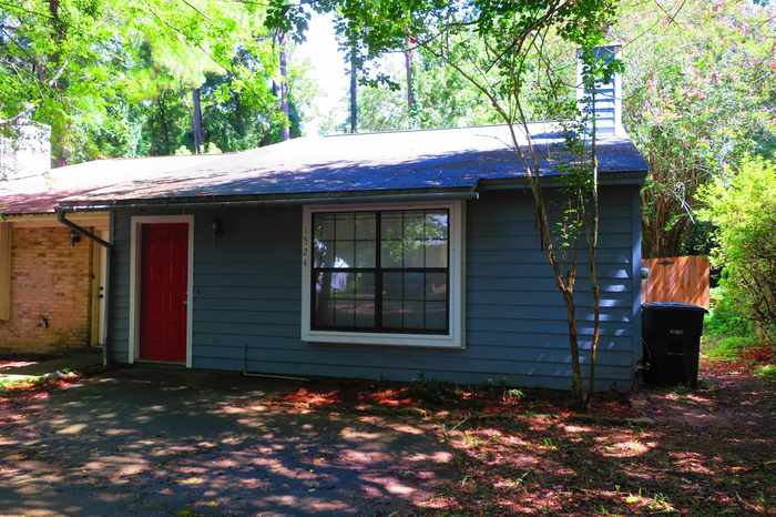 photo 1: 1524 Merry Oaks Court, TALLAHASSEE FL 32303