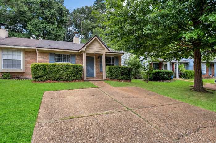 photo 2: 472 E Richview Park Circle, TALLAHASSEE FL 32301