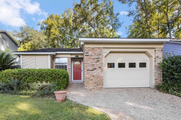 photo 1: 1408 STURBRIDGE Place, TALLAHASSEE FL 32308