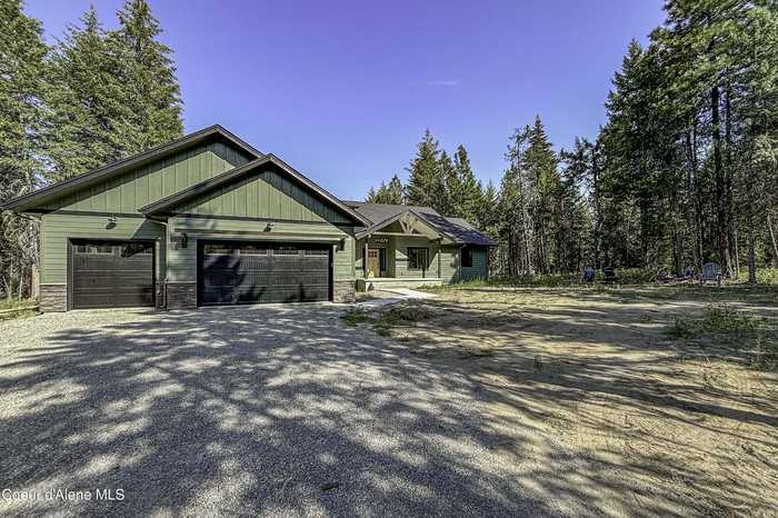 photo 1: 396 Goldfinch Ln, Spirit Lake ID 83869