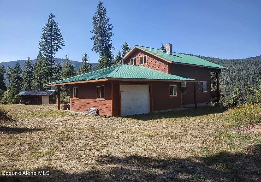 photo 2: 136 Porkchop Rd, Moyie Springs ID 83845