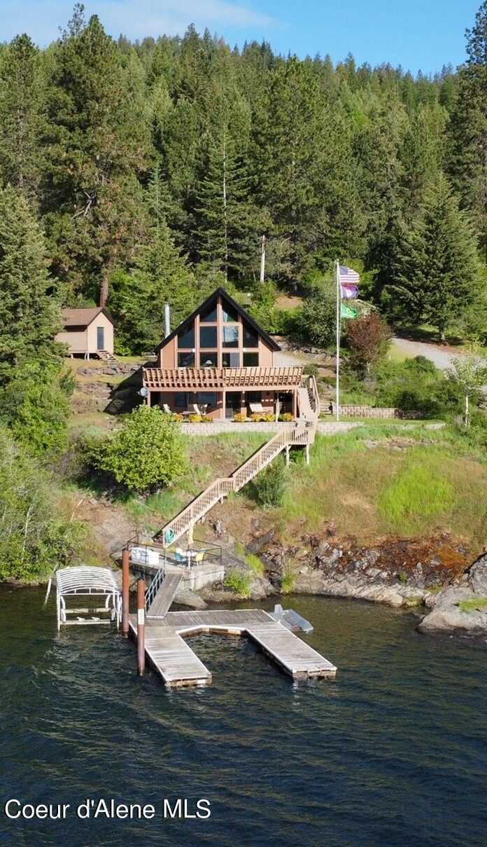 photo 1: 11008 S Happy Cove Lane, Coeur d'Alene ID 83814