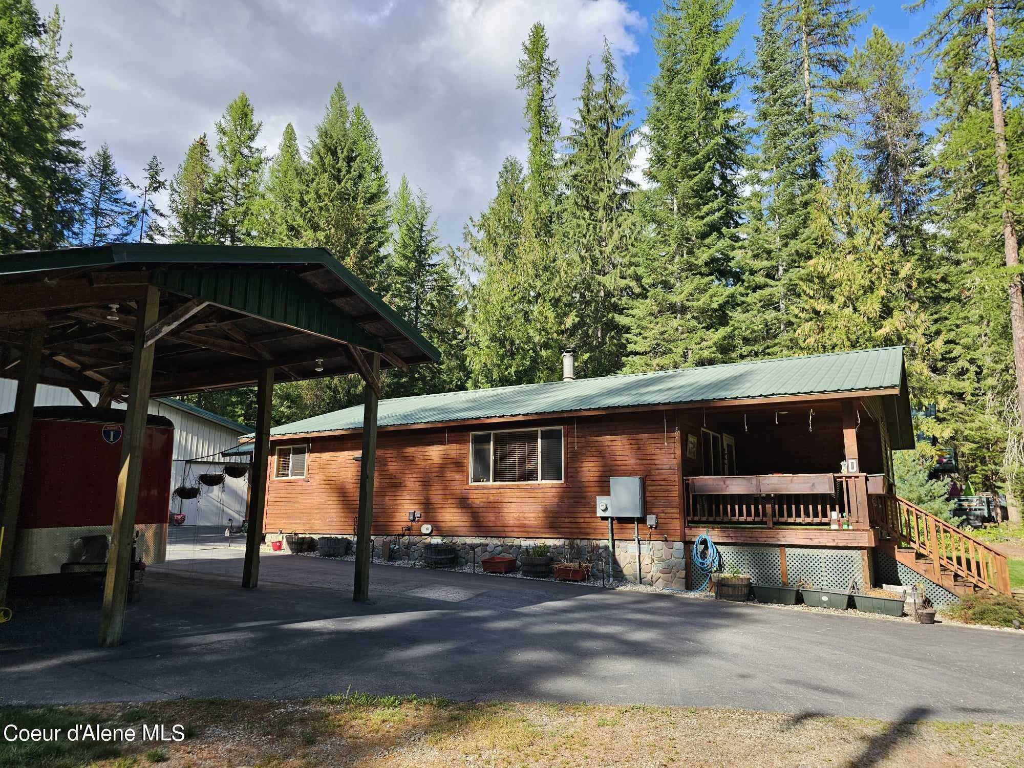 photo 3: 26883 Coeur d'Alene River Rd, Wallace ID 83873