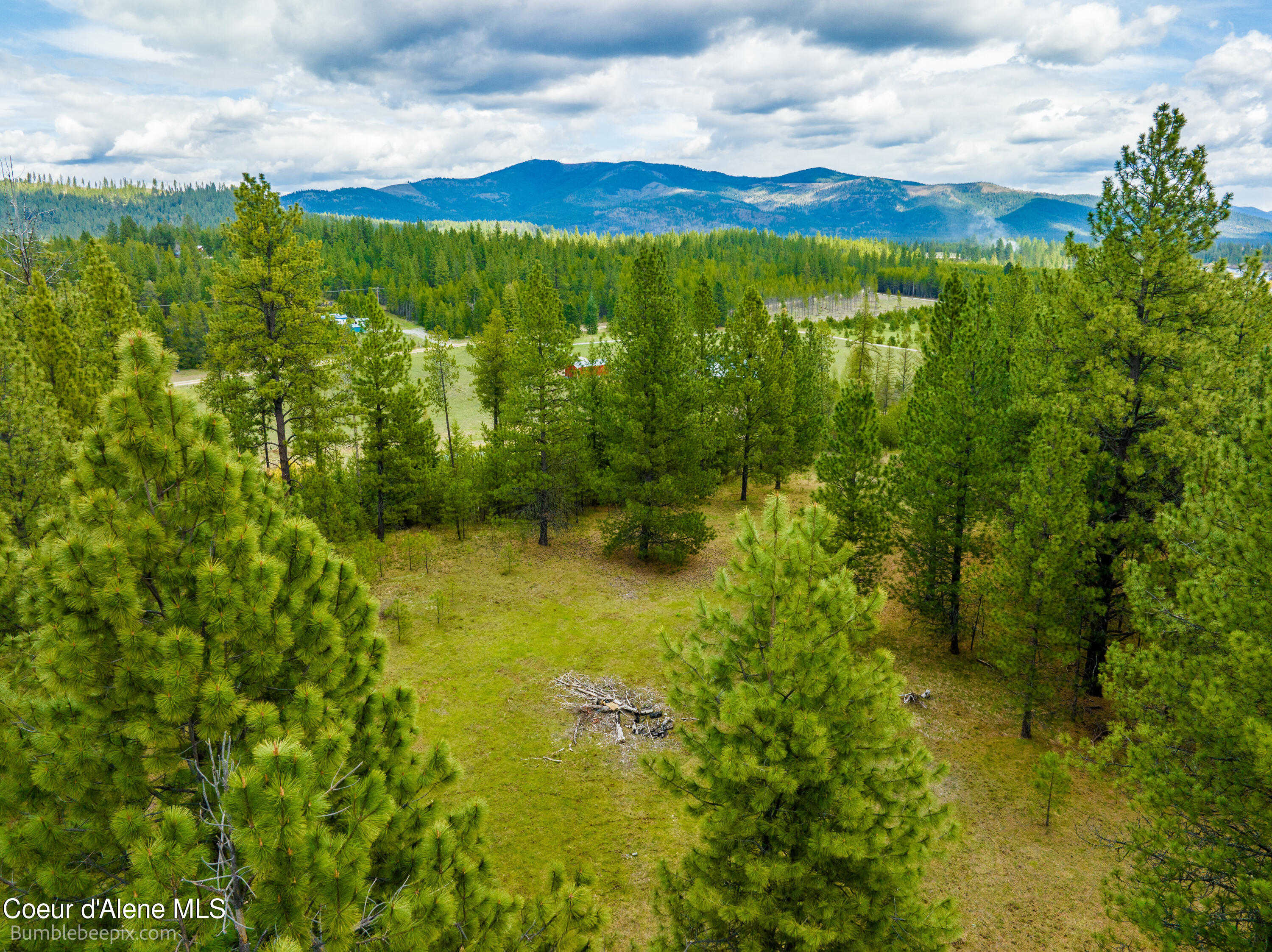 photo 1: 295 Covered Bridge Loop, Blanchard ID 83804