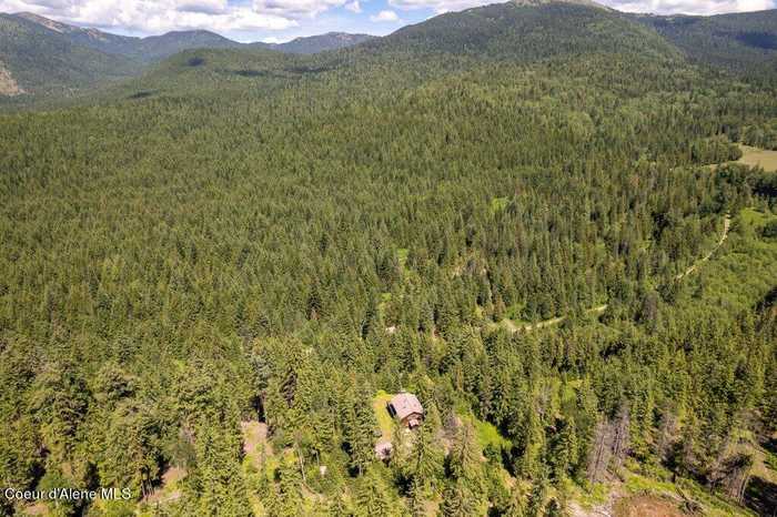 photo 2: 1426 Strawberry Creek Rd, Sandpoint ID 83864