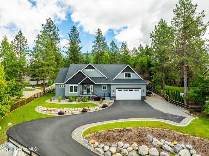 photo 1: 2327 E Summit Dr, Coeur d'Alene ID 83815